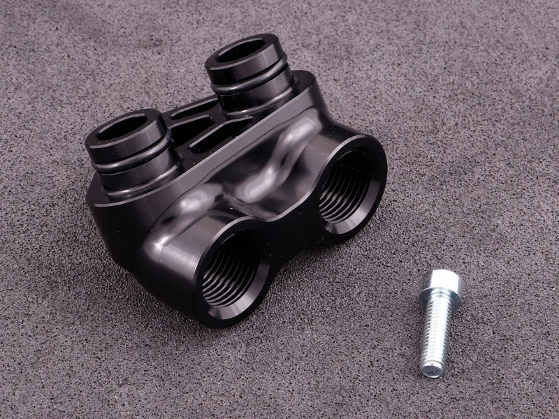 MaxxECU - 8HP oil cooler adapter BMW N54/N55, N63 AND N73/N74 - TYPE 2 (22001002)