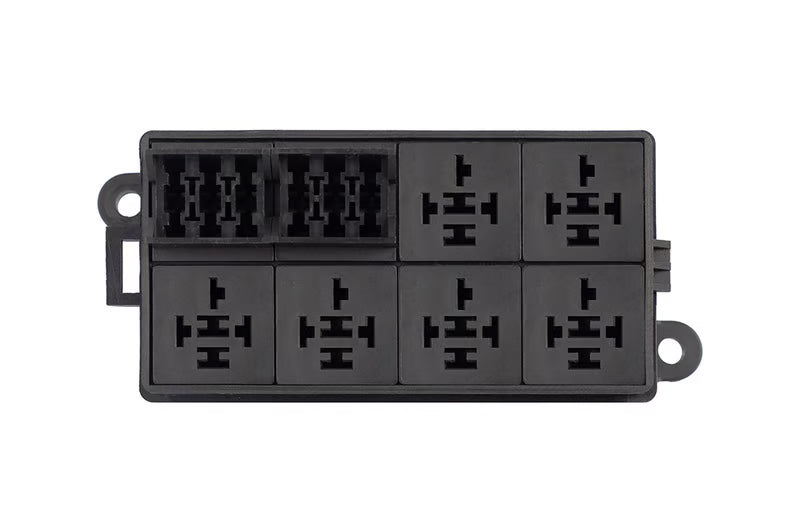 Haltech - 6 Circuit Haltech Fuse Box with Lid