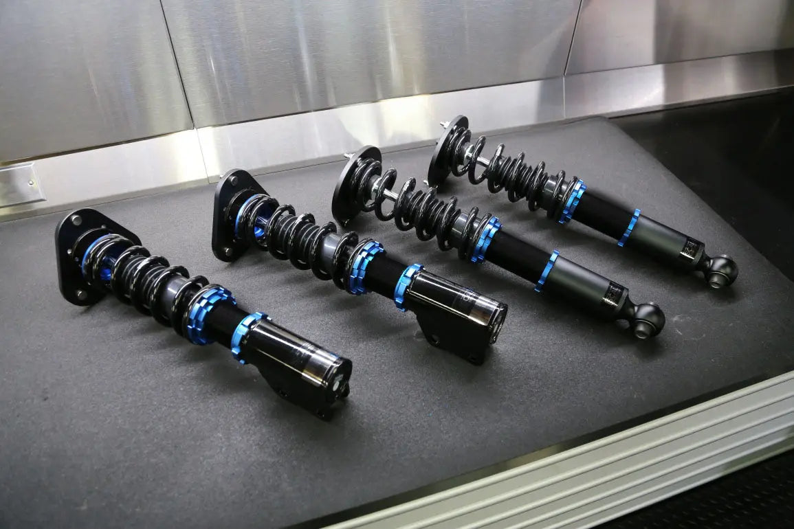 Scale - CHEVROLET CAVALIER 95-04 INNOVATIVE SERIES COILOVER