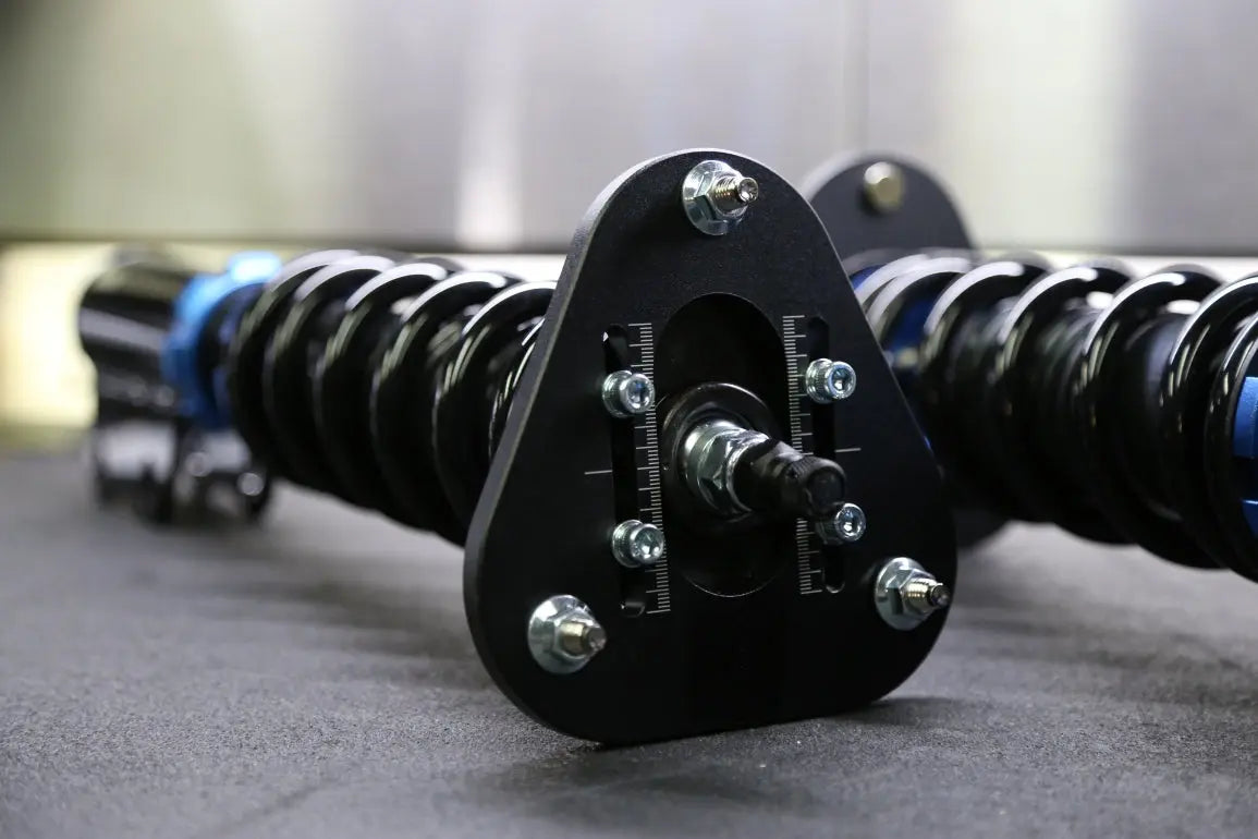 Scale - CHEVROLET CAVALIER 95-04 INNOVATIVE SERIES COILOVER