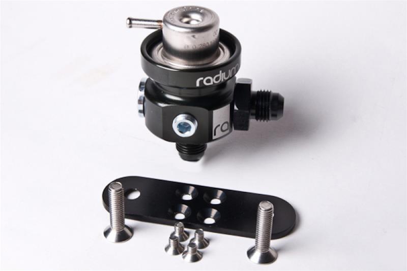 Radium Engineering Direct Mount Fuel Pressure Regulator with Bosch Top